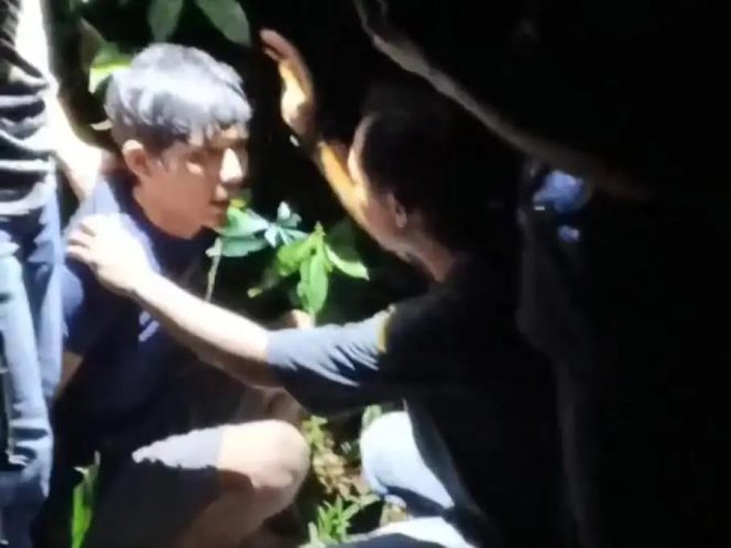 
 Tahanan inisal H ditangkap personel kepolisian gabungan di kawasan hutan belukar Kilometer 14, Blambangan Umpu, Kabupaten Way Kanan. (Dok. Polres Way Kanan).