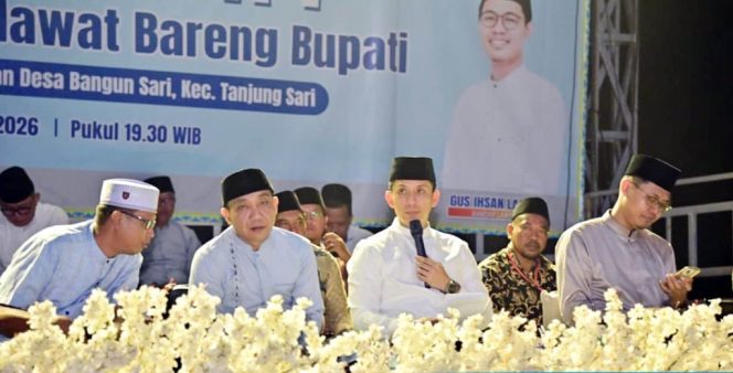 
 Apresiasi Pecinta Al-Qur’an, Bupati Egi Beri Hadiah Umrah untuk Dua Jemaah di Shobat Tanjung Sari
