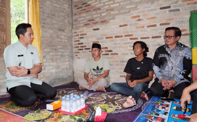 
 Korban Calo Kapal Ikan di Merauke Pulang Dalam Luka, Bupati Egi Ingatkan Jangan Mudah Percaya Janji Kerja