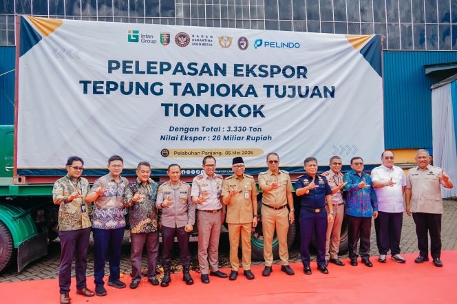 
 Pemprov Lampung Dorong Nilai Tambah, Ribuan Ton Tapioka Diekspor ke Tiongkok