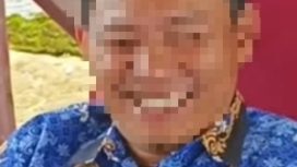 RFY saat mengenakan baju ASN