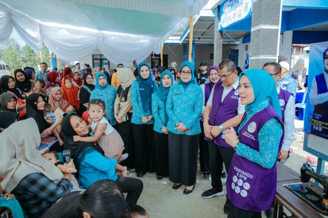 
 Panca Tunggal Jaya Dicanangkan Desa Tapis, Ketua TP PKK Lampung Dorong Pemberdayaan Keluarga Berbasis Potensi Lokal