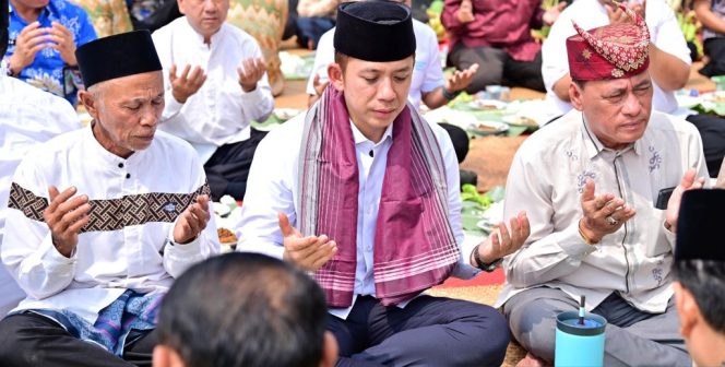 
 Merawat Tradisi 206 Tahun Sedekah Bumi: Bupati Radityo Egi Ingatkan Pesan Leluhur ke Generasi Muda