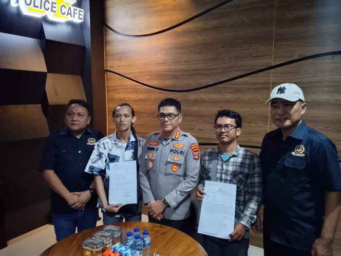
 Dua Wartawan Diduga Dikeroyok Saat Meliput Proyek Gapura, Humas UIN RIL Sebut Area Proyek Tanggung Jawab Rekanan