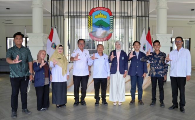 
 Perkuat Potensi Lokal, Pemkab Lampung Selatan Gandeng Polinela Lewat Program Bina Desa