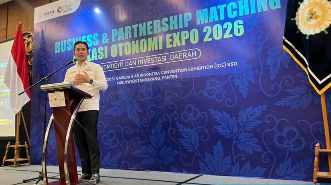 
 Bupati Lampung Selatan Ajak Investor Manfaatkan Posisi Strategis Pintu Gerbang Sumatra